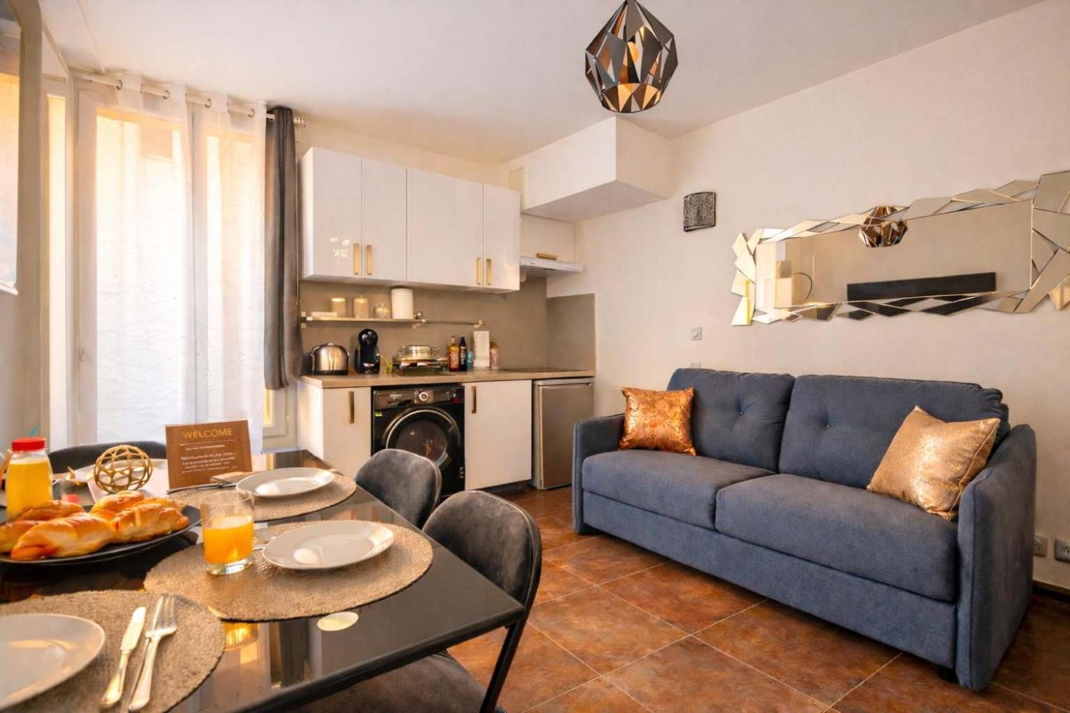 Duplex Montmartre 6 Pers à Pied Appartamento